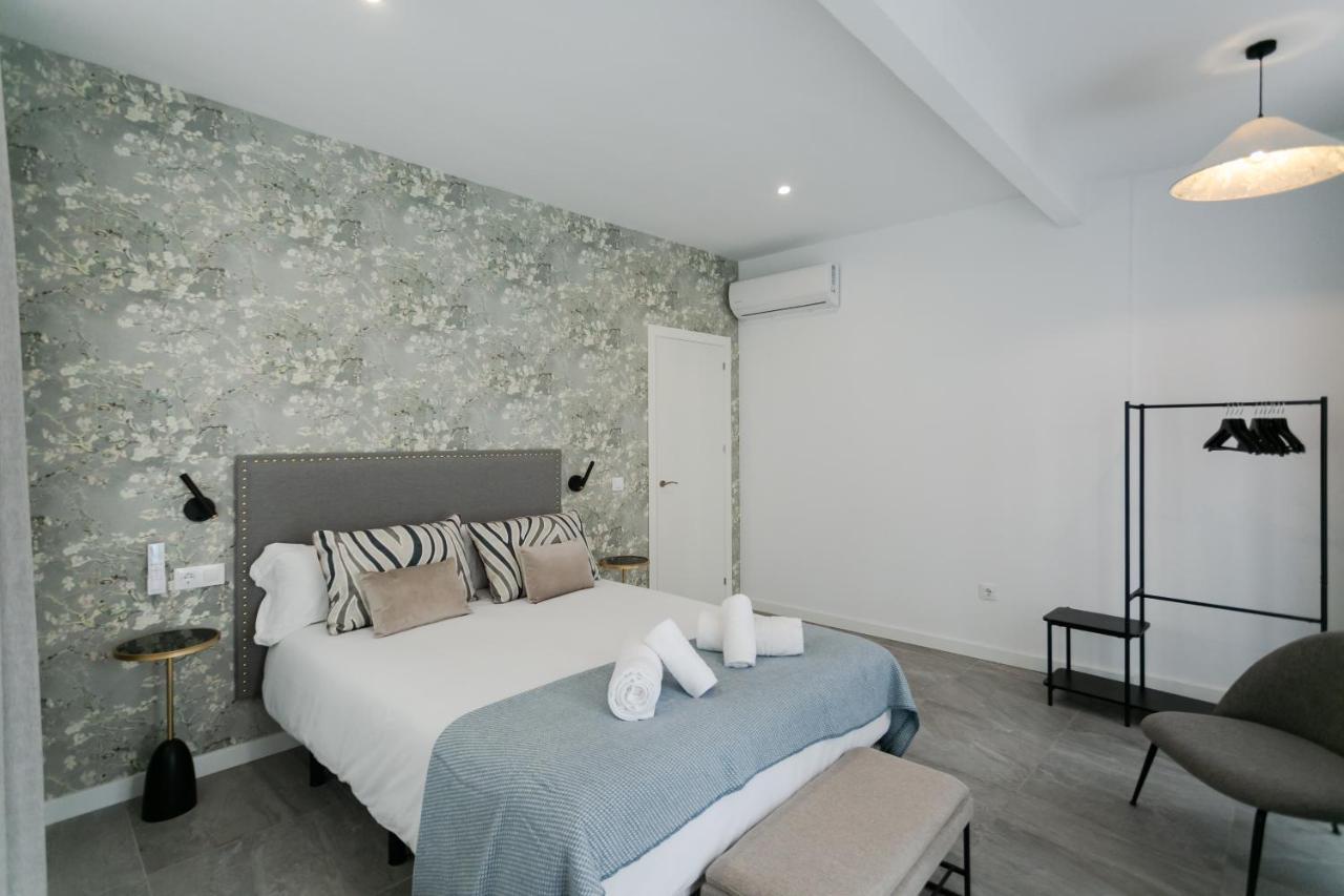 Lujoso Apartamento Con Piscina Compartida 2 セビリア エクステリア 写真