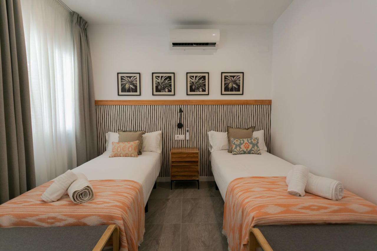 Lujoso Apartamento Con Piscina Compartida 2 セビリア エクステリア 写真