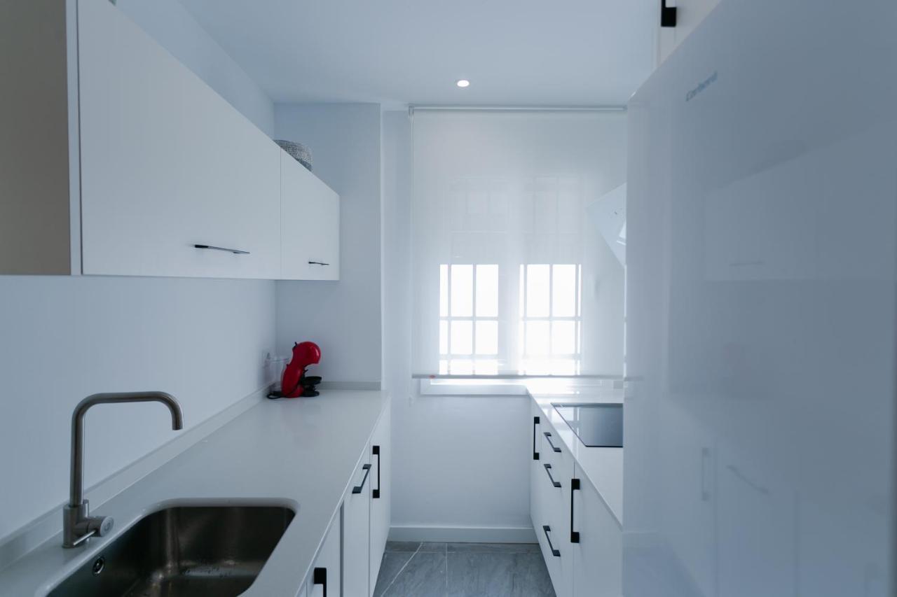Lujoso Apartamento Con Piscina Compartida 2 セビリア エクステリア 写真