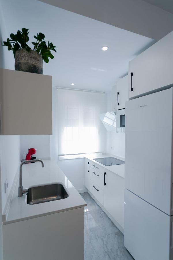 Lujoso Apartamento Con Piscina Compartida 2 セビリア エクステリア 写真