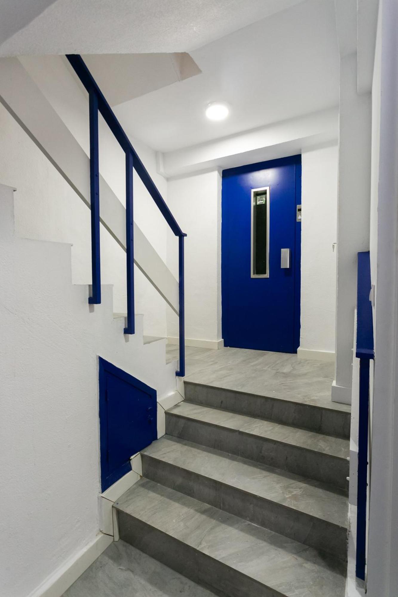 Lujoso Apartamento Con Piscina Compartida 2 セビリア エクステリア 写真